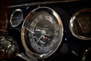 Imagen 66/90 de Ferrari 250 GT 2+2 (1963)