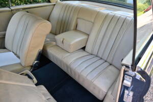 Image 10/17 de Mercedes-Benz 280 SE 3,5 (1971)