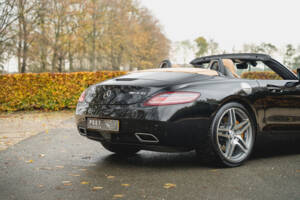 Image 85/100 de Mercedes-Benz SLS AMG Roadster (2011)