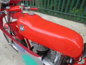 Bild 20/47 von MV Agusta 125 GTL Race (1966)