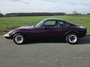 Bild 7/8 von Opel GT 1900 (1973)