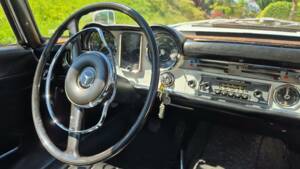 Image 32/62 of Mercedes-Benz 230 SL (1965)