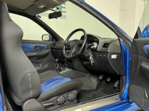 Bild 34/38 von Subaru Impreza WRX STi Type R (1998)