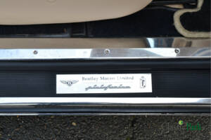Image 48/50 of Bentley Azure (1997)