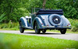 Image 55/59 of Bentley 4 1/4 Litre (1936)