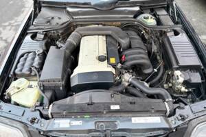 Image 10/14 of Mercedes-Benz SL 280 (1994)