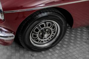 Bild 39/50 von MG MGB GT V8 (1976)