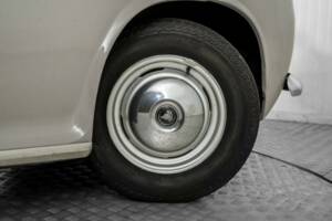 Image 46/50 de Rover 100 (1962)