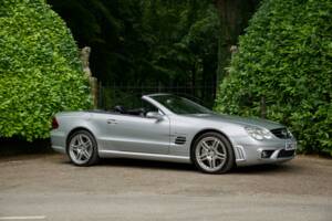 Image 12/23 de Mercedes-Benz SL 55 AMG (2007)