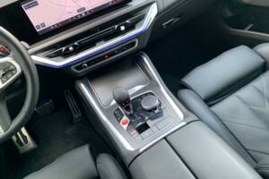 Immagine 9/10 di BMW XM 50e (2024)