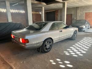 Image 75/77 of Mercedes-Benz 380 SEC (1982)