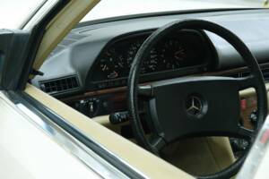 Bild 43/50 von Mercedes-Benz 280 S (1982)
