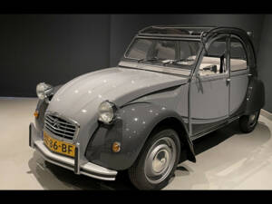 Image 2/25 de Citroën 2 CV 6 Charleston (1987)