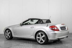 Image 6/50 of Mercedes-Benz SLK 200 Kompressor (2004)