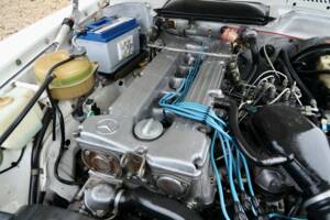 Bild 33/50 von Mercedes-Benz 280 SL (1977)