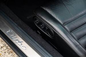 Bild 26/33 von Porsche 911 Turbo 3.6 (1993)