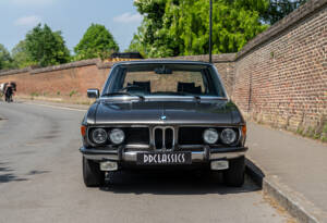 Image 4/29 of BMW 3,3 L (1975)
