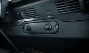 Immagine 48/97 di Land Rover Defender 90 (1995)