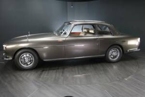Image 3/50 de Bristol 411 Mk. I (1970)