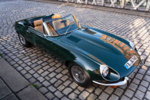 Bild 2/30 von Jaguar E-Type V12 (1974)