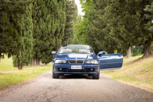 Image 13/56 of BMW 323Ci (2000)