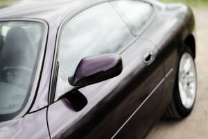 Image 9/42 of Jaguar XK8 4.0 (1999)