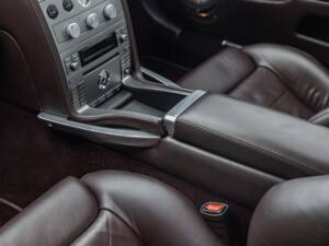 Bild 35/49 von Aston Martin V12 Vanquish S (2007)
