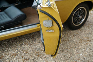 Image 40/50 of Volvo 1800 E (1971)