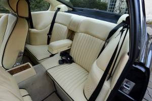 Immagine 42/50 di Aston Martin V8 EFi (1989)