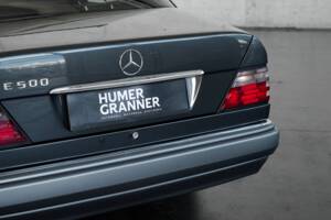 Bild 16/50 von Mercedes-Benz E 500 (1993)