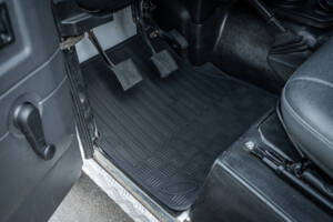 Immagine 74/97 di Land Rover Defender 90 (1995)