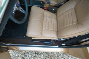 Image 42/50 of Volvo 1800 E (1971)