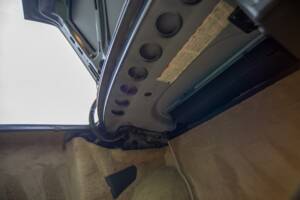 Image 27/31 de Mercedes-Benz 420 SEC (1990)