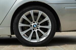 Image 15/50 de BMW 745d (2005)