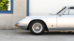 Image 7/69 de Ferrari 365 GT 2+2 (1969)