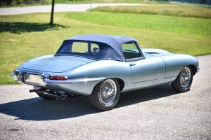 Carosseria_Classica_de_Jaguar_E-Type_1963_Serie1Roadster_4