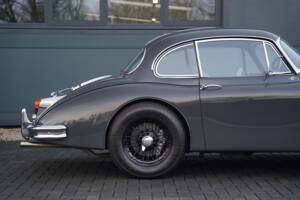 Bild 26/50 von Jaguar XK 150 3.8 S FHC (1960)