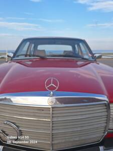 Bild 2/20 von Mercedes-Benz 200 (1982)