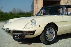 Bild 11/50 von Alfa Romeo 1750 Spider Veloce (1969)