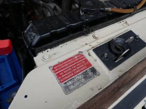 Image 12/19 of Land Rover 109 (1977)