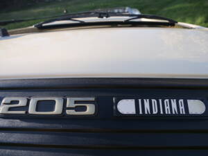 Image 52/65 of Peugeot 205 &quot;Indiana&quot; (1992)