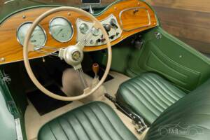 Image 2/8 de MG TD (1950)