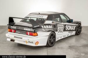 Image 2/15 of Mercedes-Benz 190 E 2.5-16 Evolution II (1990)