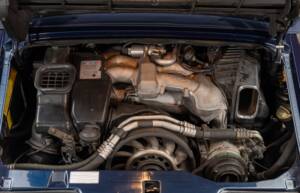 Image 25/25 of Porsche 911 Carrera (1997)