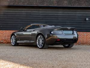 Bild 4/79 von Aston Martin DB 9 GT Volante (2017)