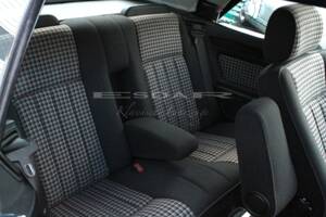 Bild 15/31 von Mercedes-Benz E 200 (1996)