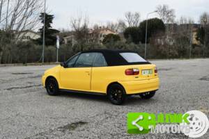 Image 6/10 of FIAT Punto 85 16V (1999)