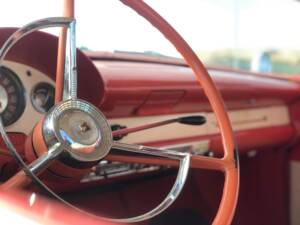 Immagine 14/17 di Ford Fairlane 500 Club Victoria (1956)