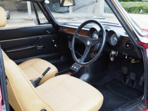 Image 2/49 of Alfa Romeo Giulia 1600 GT Junior (1976)