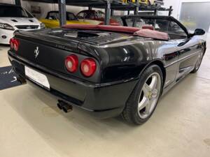 Bild 5/33 von Ferrari F 355 Spider (1997)